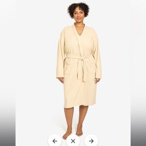 Line & Dot Waffle Knit Robe